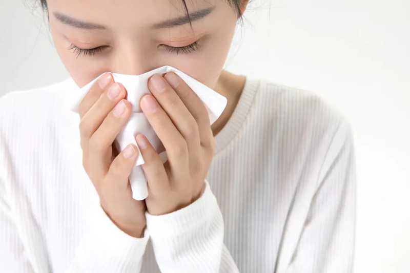嗓子疼就是新冠“二阳”了嘛？新冠“二阳”通常会有哪些症状？